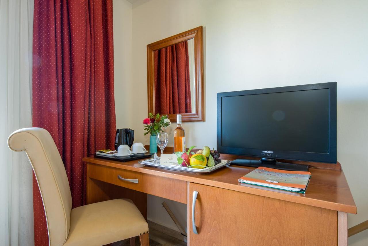 Eria Resort For People With Special Abilities 말레메 외부 사진